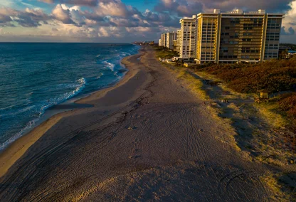 Cloister Del Mar Condos in Boca Raton, FL