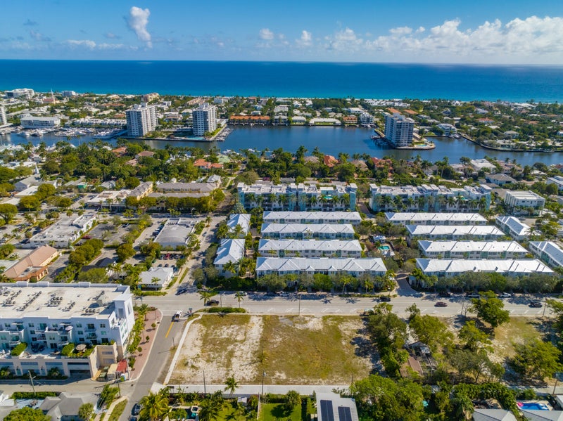 Onix Condos in Delray Beach, Florida