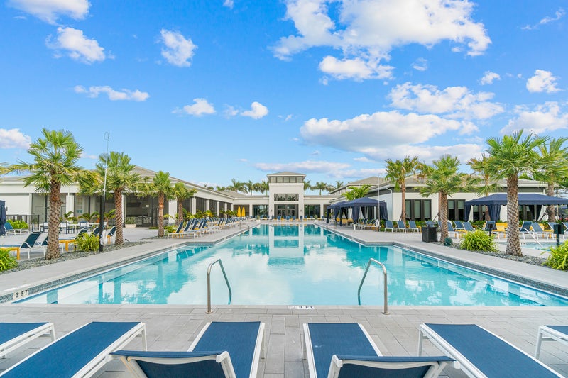 Lotus Boca Raton Swimming Pool