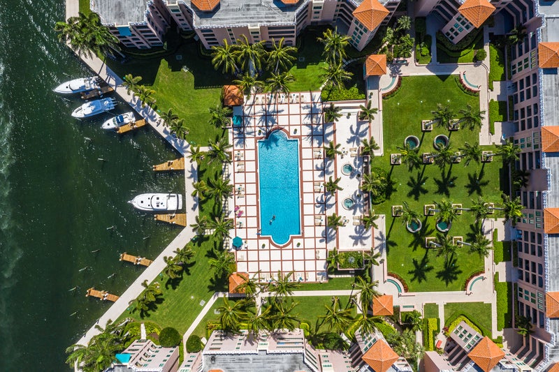 Mizner Court condos - boat docks and pool deck