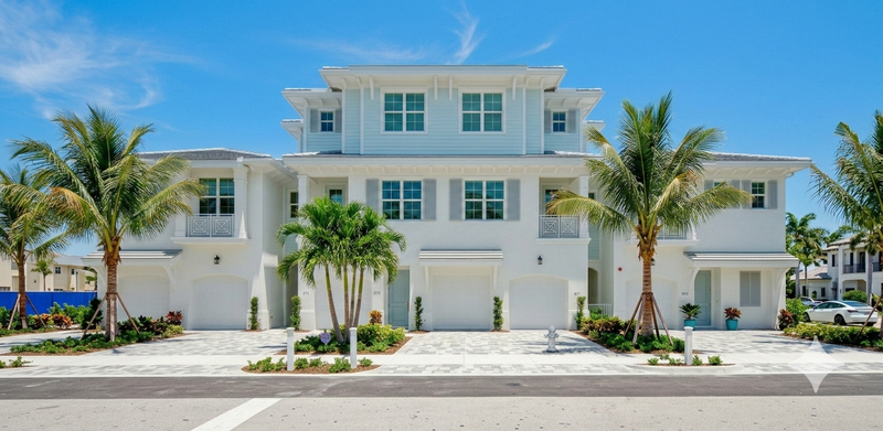 Oceanside Townhomes in Boca Raton, Florida