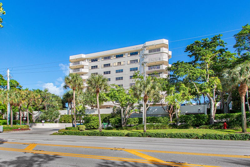 Parker Highland Condos in Highland Beach