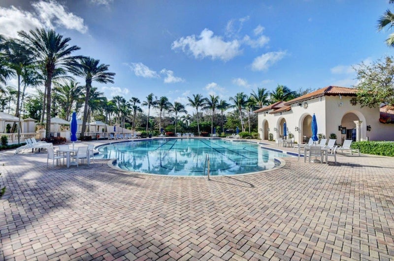 The Oaks in Boca Raton Community Pool